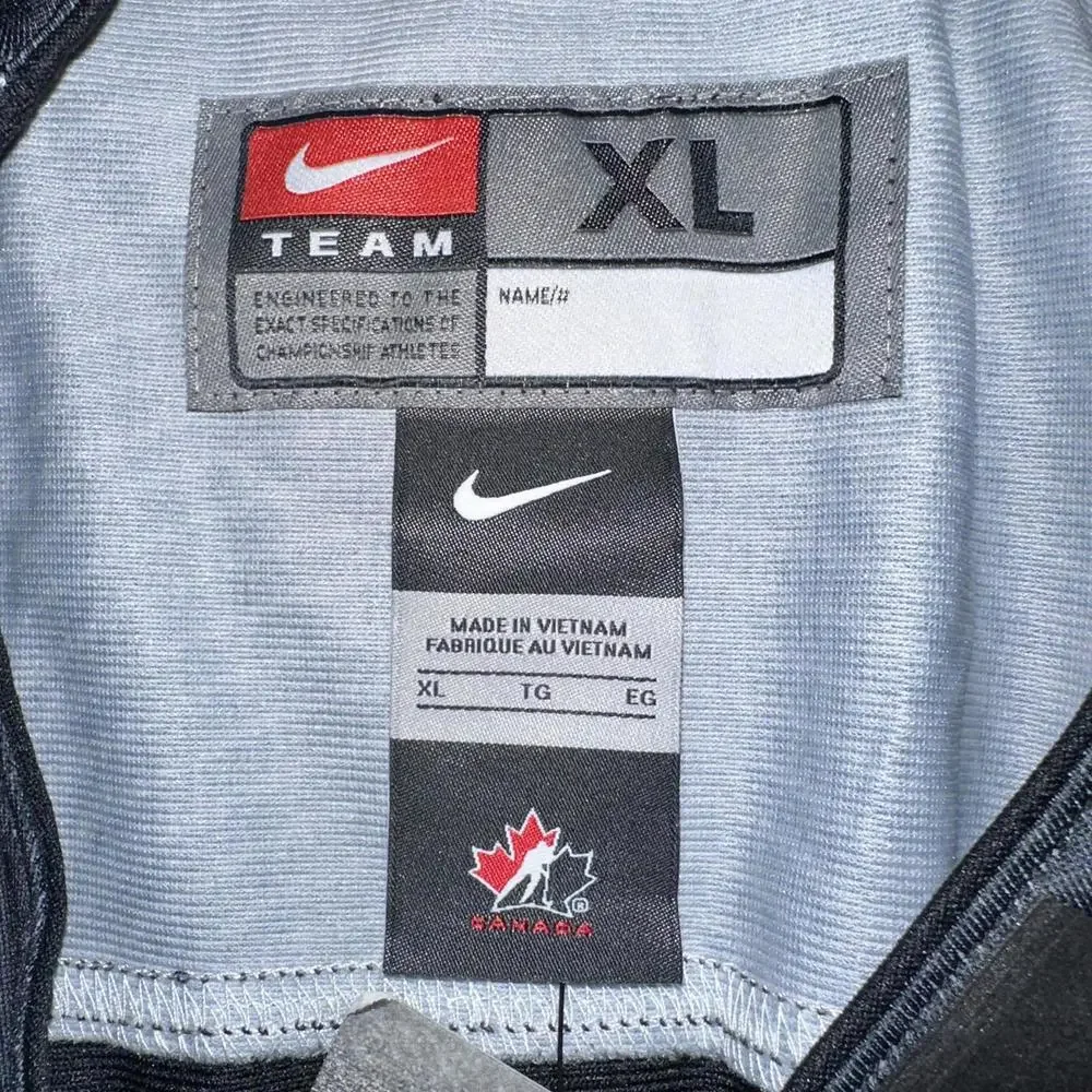 Nike USA Hockey Away 2022 Olympic Jersey - Picture 10 of 11